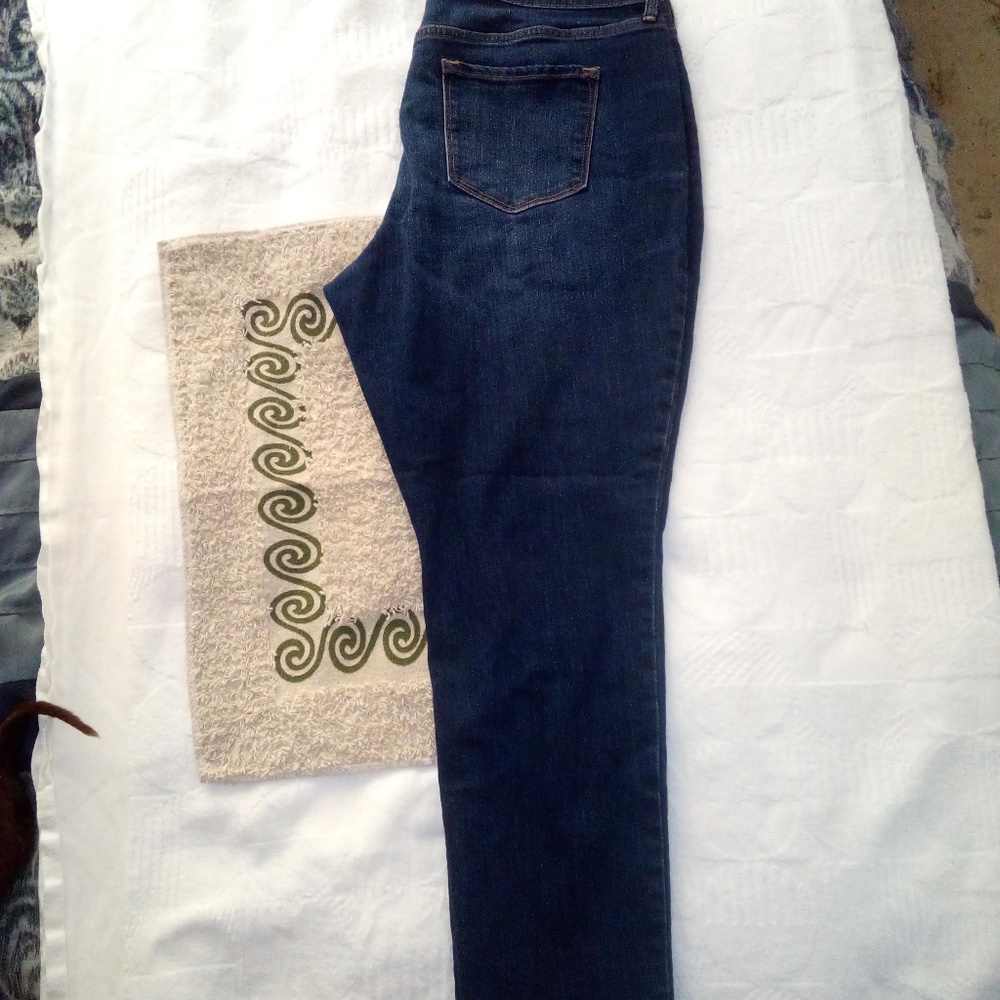OLD NAVY MID-RISE CURVY JEANS SIZE 16 P